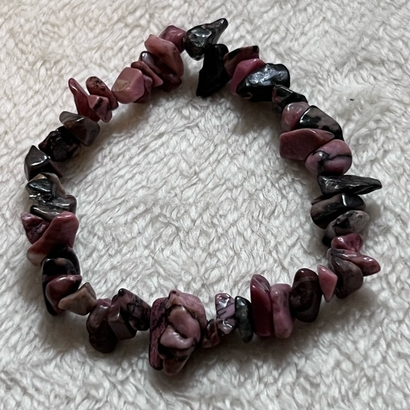 Fashion Jewelry Jewelry - Handmade Gothic Chic Natural Rhodonite Stone Chip Beaded Bracelet, Size 7”